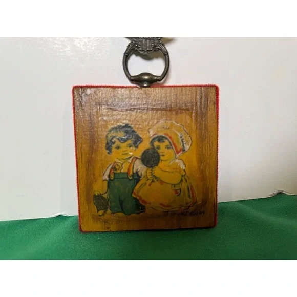 Vintage Wooden Wall Art Plaque Children with Eagle Ring Handle - Picture 3 of 6